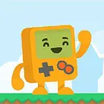 Pomarańczowy postać przypominająca przenośną konsolę do gier, stojąca na zielonej platformie, z uśmiechem i podniesioną ręką na tle nieba i chmur