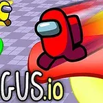 Kolorowe postacie z plecakami biegające po planszy, każda z barwną ścieżką za sobą, na tle napisu AMOGUS