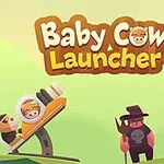 Dwóch rolników z widłami i krowa w armatce na tle zielonego krajobrazu z napisem Baby Cow Launcher