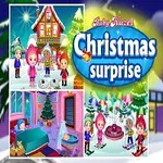 Dzieci w zimowych strojach bawią się na śniegu obok udekorowanego domu oraz choinki z napisem Christmas Surprise