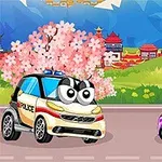 Dwa samochody z dużymi oczami, policyjny i różowy z wachlarzem, na tle krajobrazu z kwiatami wiśni, górami i pagodą