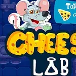 Szczur w okularach, napis Cheese Lab i licznik najwyższego wyniku na niebieskim tle