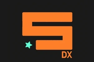 Pomarańczowa litera S z turkusową gwiazdką na czarnym tle oraz pomarańczowe litery DX