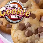 Ciastka z kawałkami czekolady na talerzu z kolorowym logo „Crazy Cookie Maker” w rogu