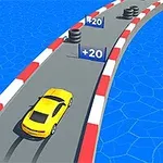 Żółty samochód na torze wyścigowym z barierkami, znakami +20 i niebieską wodą w tle