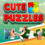 Kolorowy napis Cute Puzzles z ikoną puzzli na tle tropikalnej plaży z palmami i domkiem oraz kawałkami puzzli na pierwszym planie
