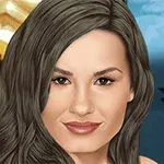 Portret kobiety z długimi, brązowymi włosami na tle czerwonego dywanu i jasnego nieba