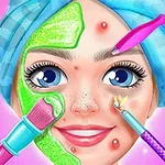 Postać z ręcznikiem na głowie poddawana zabiegom kosmetycznym na twarzy, z zieloną maseczką i narzędziami do pielęgnacji skóry na różowym tle