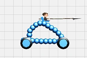 Postać siedząca na niebieskim pojeździe o konstrukcji z kul z włócznią w rękach na tle siatki