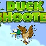 Napis Duck Shooter w zielonym kolorze nad animowanym rysunkiem przerażonej kaczki z rozpostartymi skrzydłami lecącymi wśród zielonych liści na tle błękitnego nieba