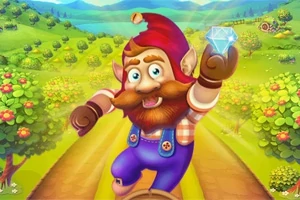 Krasnoludek w czerwonej czapce i niebieskich ogrodniczkach biegnie wzdłuż ścieżki trzymając kryształ, w otoczeniu bujnych sadów i zielonych wzgórz