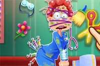 Zagraj jako lekarz i pomóż pechowym ludziom w tej zabawnej grze dla