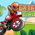 Motocyklista w pomarańczowym kasku skaczący na czerwonym motocyklu na tle gór, drzew i logo