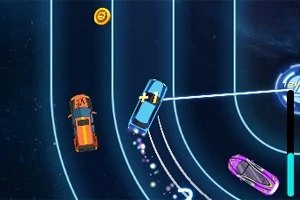 Trzy samochody wyścigowe na neonowej trasie, z niebieskim pojazdem wykonującym manewr skrętu i unoszącą się monetą