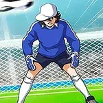 Bramkarz w niebieskim stroju i białej czapce przygotowuje się do obrony lecącej piłki na tle bramki