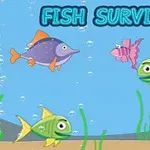 Kolorowe ryby pływające pod wodą z bąbelkami i wodorostami w tle oraz napis FISH SURVIVAL u góry