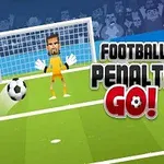 Piłkarz wykonujący rzut karny z bramkarzem stojącym w bramce na tle trybun z widownią