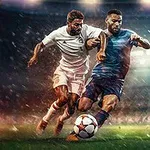 Dwóch piłkarzy walczy o piłkę na oświetlonym boisku podczas intensywnego meczu w deszczu