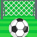 Piłka nożna na tle bramki na zielonym boisku piłkarskim