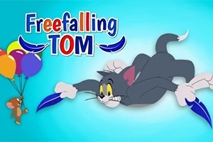 Tom spada z nieba trzymając niebieskie pióra, podczas gdy Jerry unosi się obok na kolorowych balonach