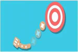 Drewniana ręka celuje w tarczę na niebieskim tle