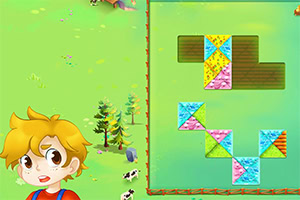 Chłopiec z blond włosami na tle zielonego krajobrazu z drzewami i krowami, obok plansza z kolorowymi puzzlami w drewnianym obramowaniu