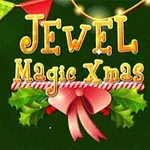 Świąteczny tekst Jewel Magic Xmas na zielonym tle z kolorowymi flagami, girlandą świateł i dekoracyjną wstążką z ostrokrzewem