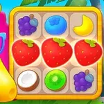 Banana w okularach przeciwsłonecznych z drinkiem, obok planszy z owocami jak truskawki, winogrona, kokosy i kiwi