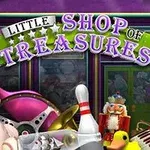 Różnorodne przedmioty, takie jak popiersie, kręgle, plastikowy flaming, nutcracker, joystick i akordeon, z kolorowym szyldem Little Shop of Treasures na środku