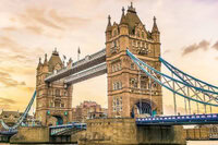 Znajdź wszystkie ukryte obiekty w Londynie