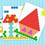 Ilustracja z kolorowymi mozaikami przedstawiająca domek, samochód i kwiat ułożone z sześciokątnych pól na niebieskim, paskowanym tle