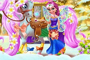 Kobieta w niebieskiej sukni i skrzydłach wróżki, stojąca obok różowego jednorożca zdobionego kwiatami, na tle złotej karety