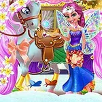 Kobieta w niebieskiej sukni i skrzydłach wróżki, stojąca obok różowego jednorożca zdobionego kwiatami, na tle złotej karety