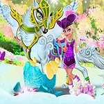 Postać w fioletowym stroju stoi obok białego, skrzydlatego konia w barwnej zbroi, na tle kolorowego, bajkowego krajobrazu z kwiatami i zielenią