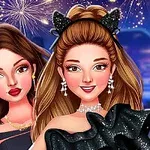 Dwie stylowo ubrane kobiety na tle fajerwerków i rozświetlonego nocnego miasta