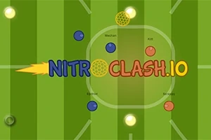 Zielone boisko z okrągłymi, różnokolorowymi piłkami i tekstem NITRO CLASH