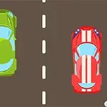 Dwa kolorowe samochody wyścigowe na brązowej drodze z liniami przerywanymi