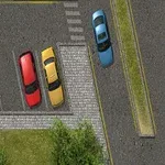 Samochody zaparkowane na parkingu widziane z góry, w tym czerwone, żółte i niebieskie pojazdy