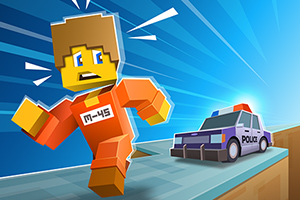 Postać o kwadratowej głowie w pomarańczowym stroju więziennym ucieka przed policyjnym samochodem w stylu przypominającym klocki