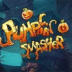 Napis „Pumpkin Smasher” ozdobiony dyniami na tle ciemnego, klimatycznego krajobrazu