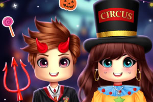 Dwójka postaci w strojach halloweenowych, z chłopcem z rogami i widłami oraz dziewczynką w cylindrze z napisem Circus, w tle słodycze i dynia