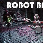 Grupa robotów występujących jako zespół muzyczny na brukowanej ulicy, z instrumentami takimi jak gitara, trąbka i perkusja