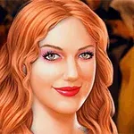 Kobieta z długimi rudymi włosami i różową szminką na tle rozmytego tłumu