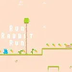 Niebieski królik biegnie po zielonej platformie z napisem Run Rabbit Run w tle, otoczony marchewkami