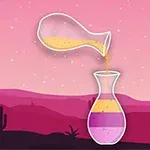 Dzbanek z kolorową cieczą, wylewany do przezroczystego wazonu na tle różowego, pustynnego krajobrazu z kaktusami i nocnym niebem