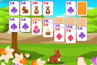 Ciesz się ponadczasowym klasykiem Solitaire w uroczej, wiosennej odsłonie