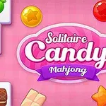 Kafelki z różnymi słodyczami na różowym tle z napisem Solitaire Candy Mahjong