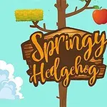 Uroczy jeżyk trzyma jabłko na tle błękitnego nieba z chmurkami obok drewnianego znaku z napisem Springy Hedgehog