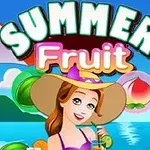 Kobieta w kapeluszu nad brzegiem morza, otoczona owocami i napisem Summer Fruit