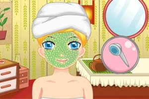 Postać z zieloną maseczką na twarzy i ręcznikiem na głowie w spa, na tle pokoju z lustrem i rośliną